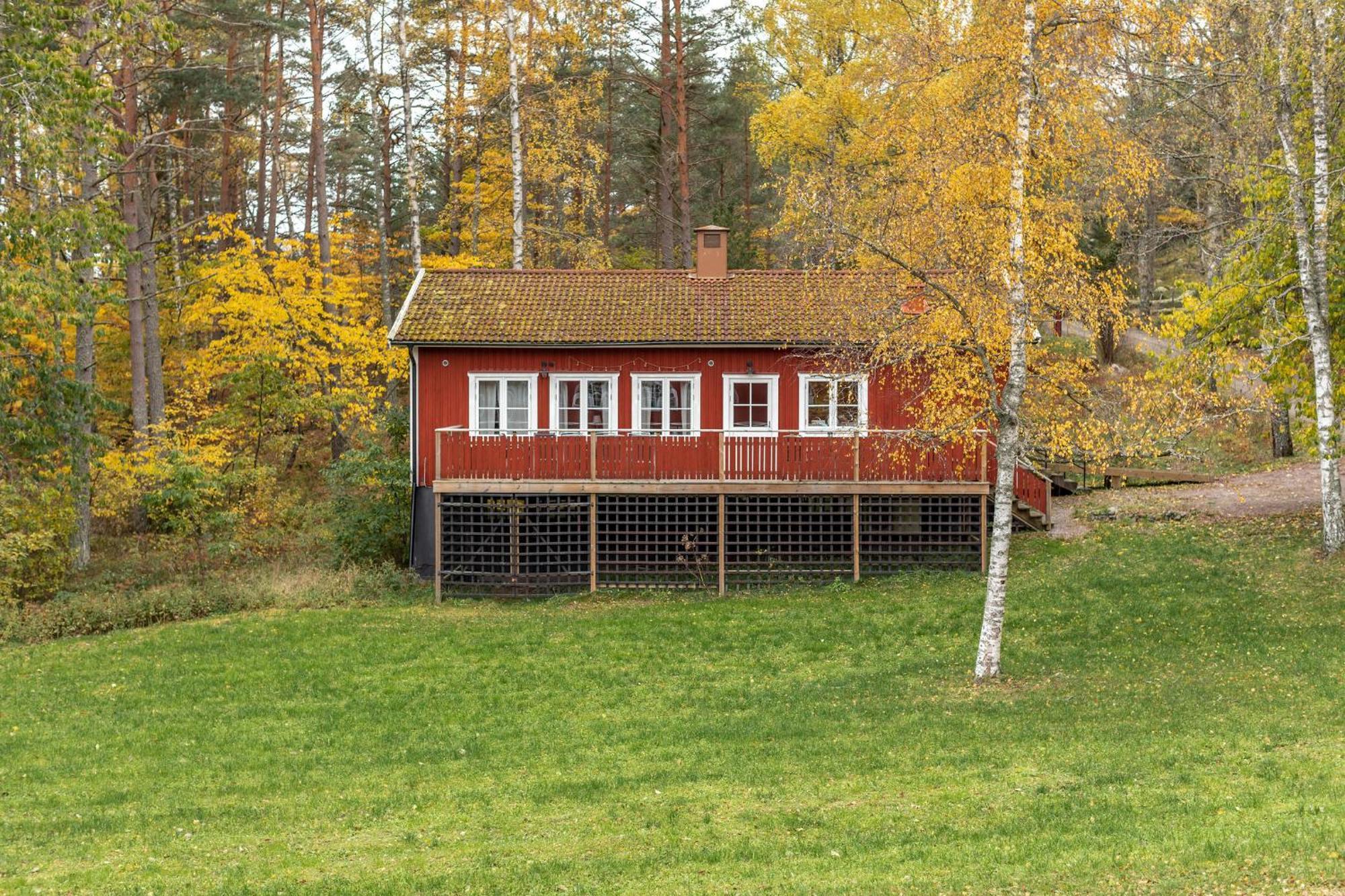 Bergs Gard & Hallsvikens Gard Västerljung Exterior photo