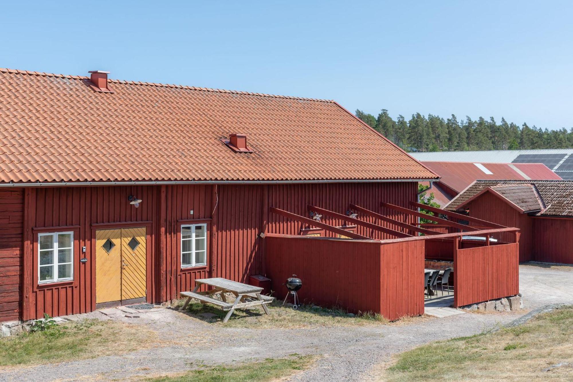 Bergs Gard & Hallsvikens Gard Västerljung Exterior photo
